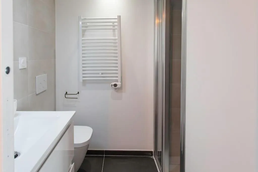 דירה ניס #59 Central Balcony 5Mins Old Town & Sea Ac Wifi